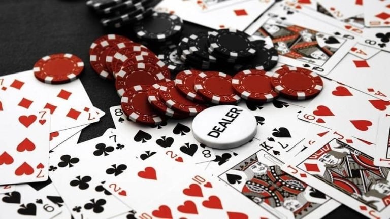 cewe46 Permainan Slot online dengan jackpot progresif dan ratusan pilihan tema